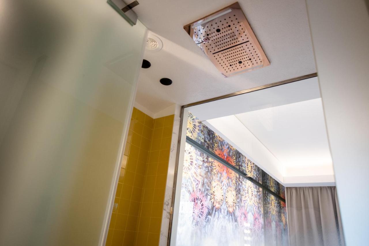 Ghibli Hotel Чивитанова Марке Екстериор снимка