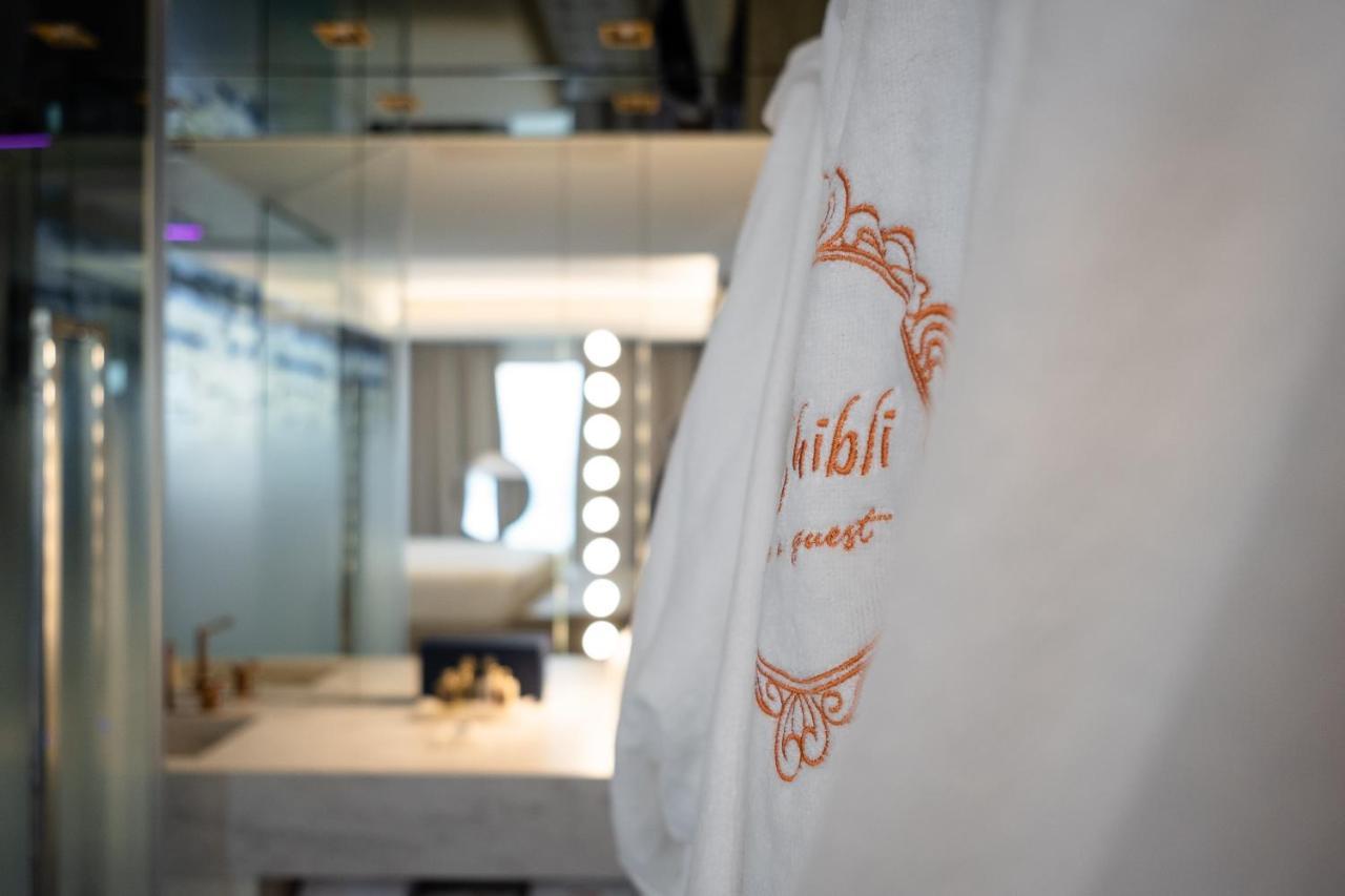 Ghibli Hotel Чивитанова Марке Екстериор снимка